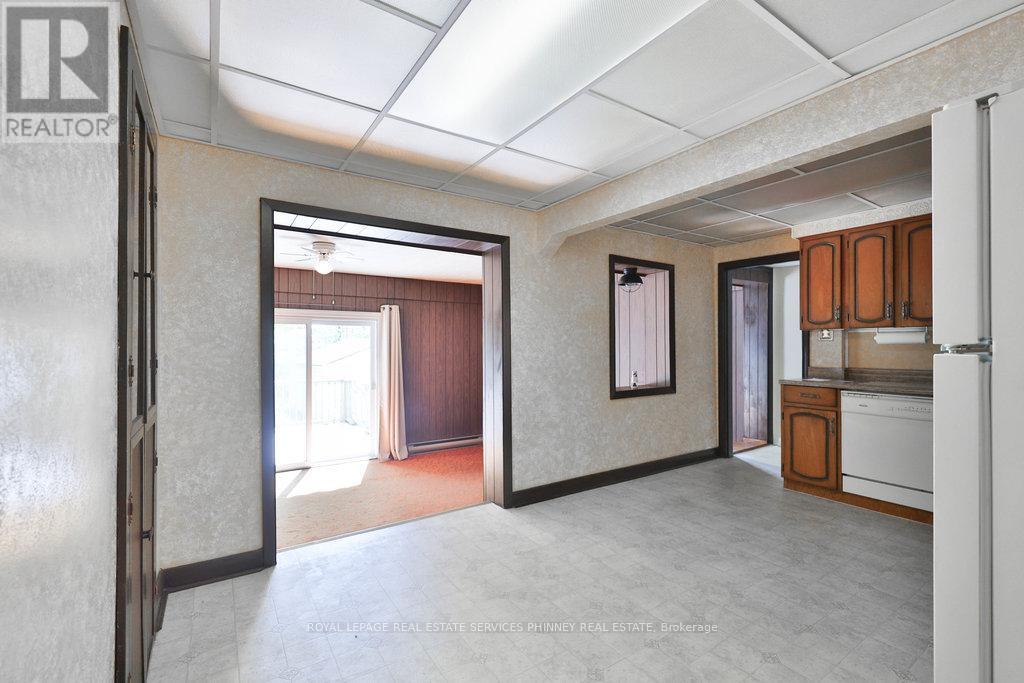 












68 ORIOLE AVENUE

,
Mississauga,




Ontario
L5G1V2

