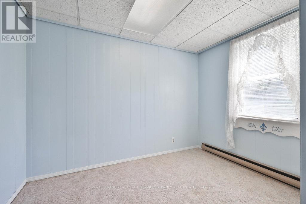 












68 ORIOLE AVENUE

,
Mississauga,




Ontario
L5G1V2

