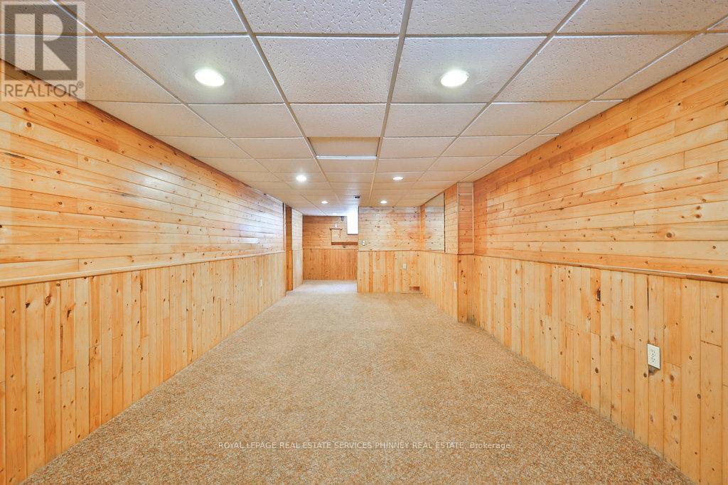 












68 ORIOLE AVENUE

,
Mississauga,




Ontario
L5G1V2

