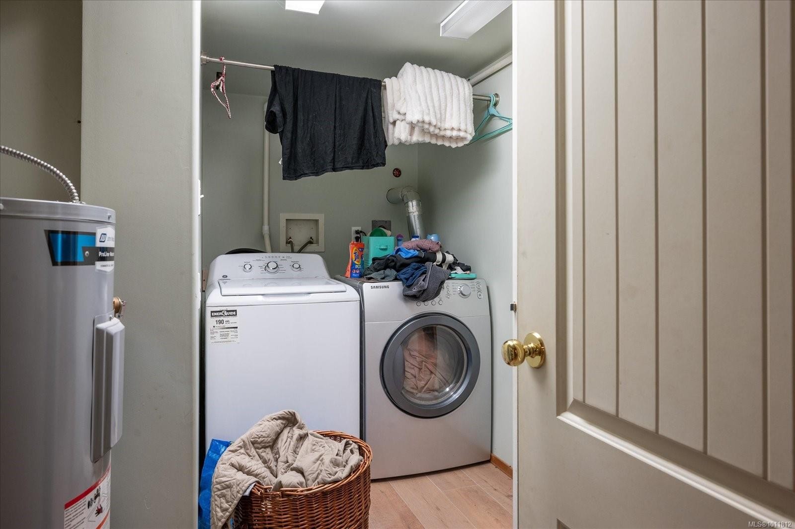 









1813


Northfield

Rd,
Nanaimo,




BC
V9S 3B4


