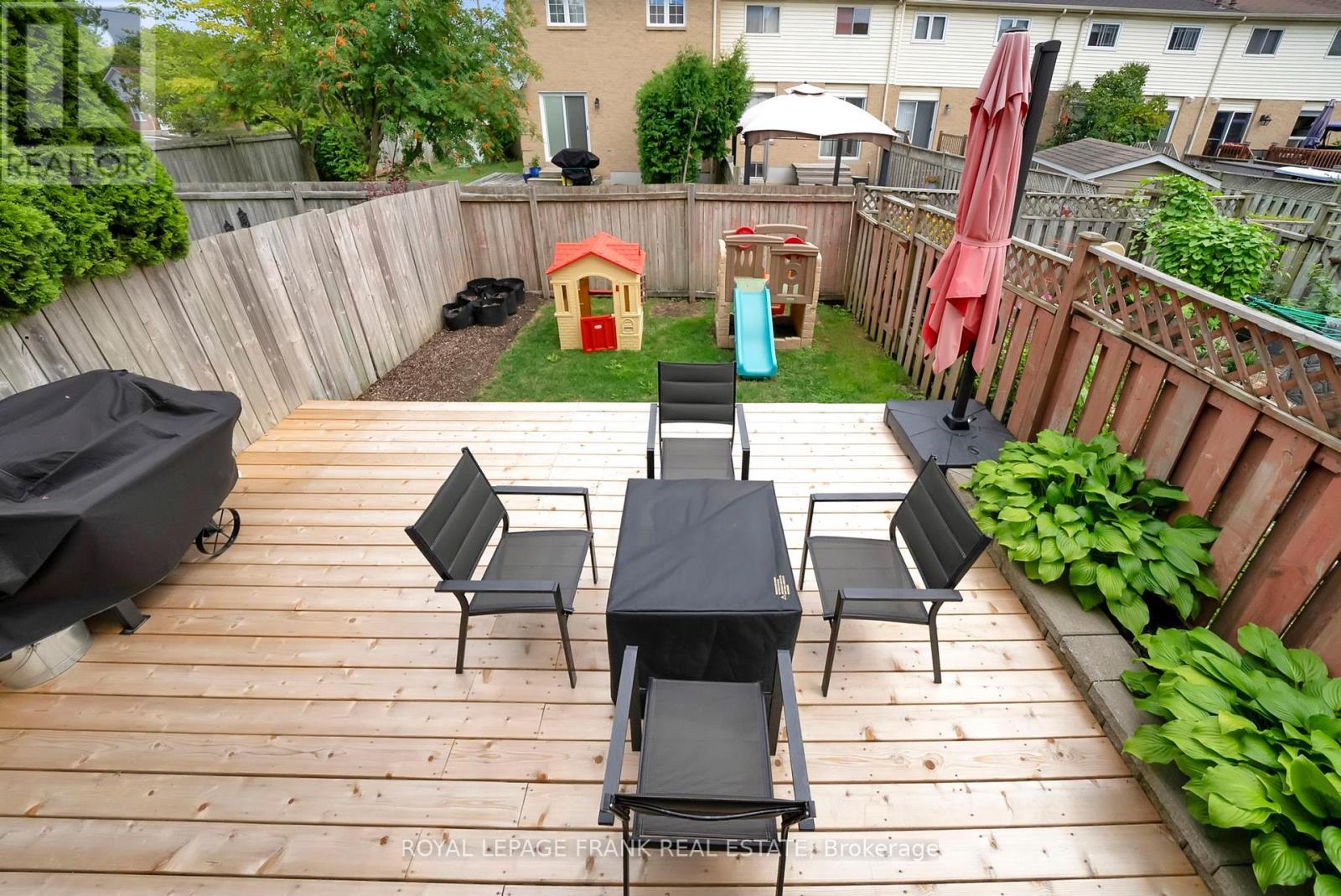 












51 MCMANN CRESCENT

,
Clarington (Courtice),




Ontario
L1E2H3

