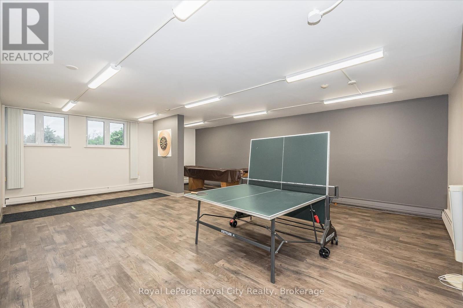 












713 - 19 WOODLAWN ROAD E

,
Guelph (Riverside Park),




Ontario
N1H7B1

