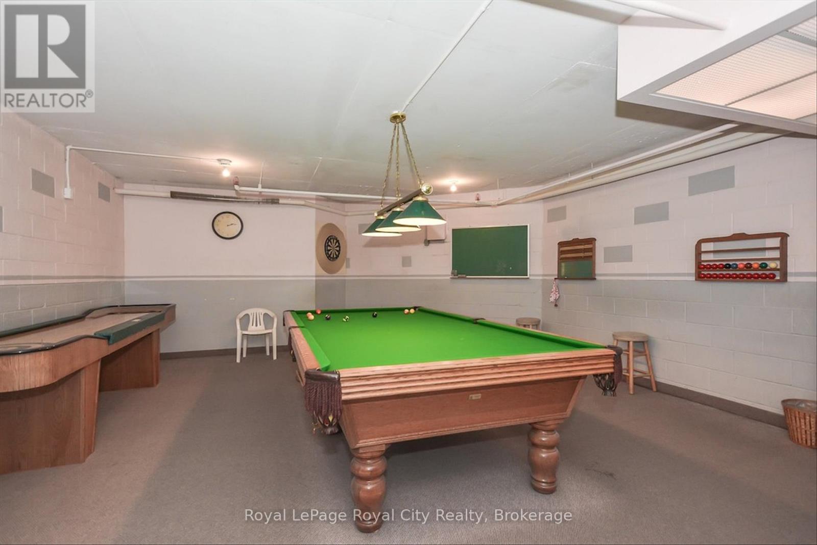 












713 - 19 WOODLAWN ROAD E

,
Guelph (Riverside Park),




Ontario
N1H7B1

