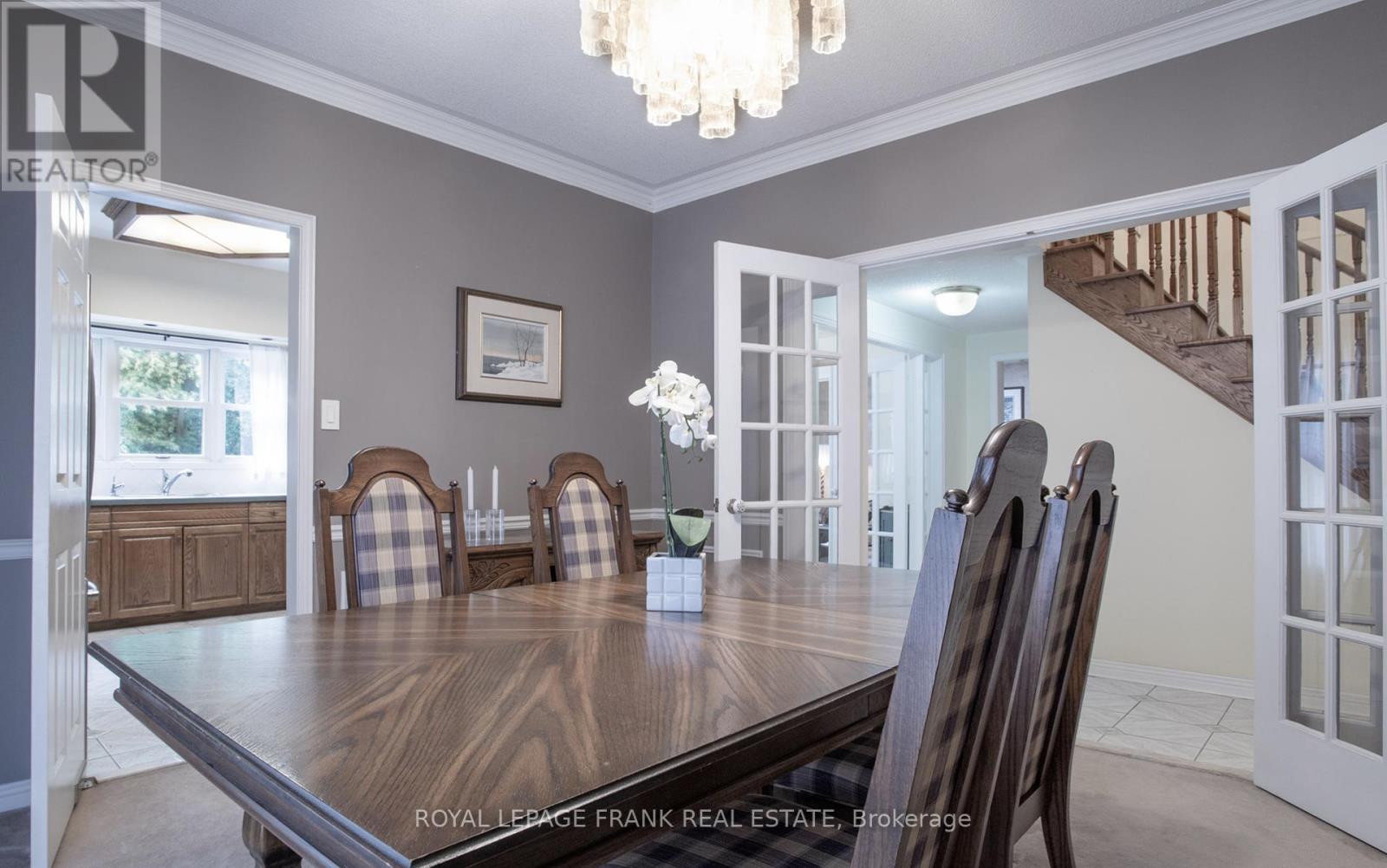 












61 ALLAYDEN DRIVE

,
Whitby (Lynde Creek),




Ontario
L1P1L5

