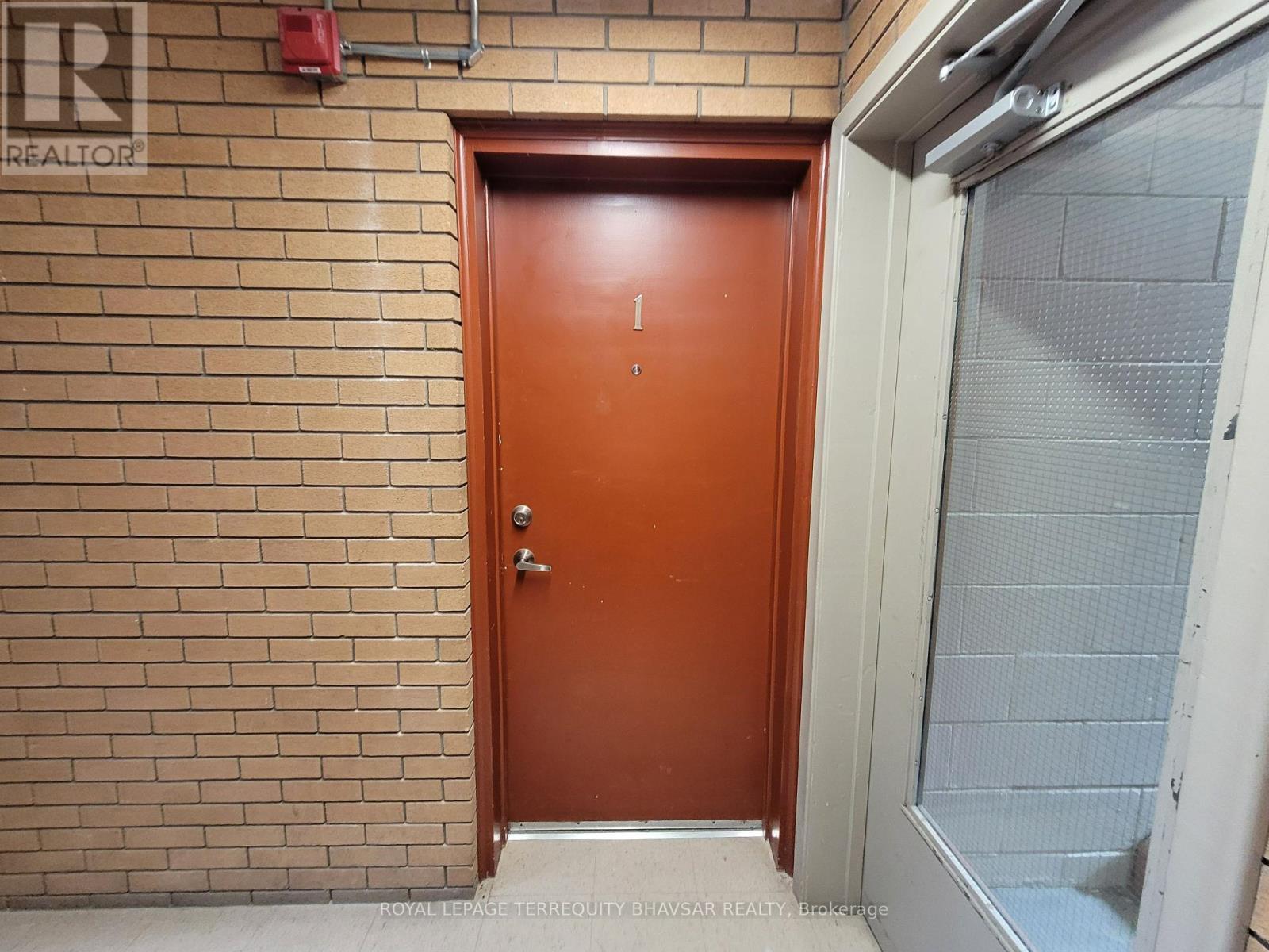 












1 - 521 PARK STREET

,
Kitchener,




Ontario
N2G1N8

