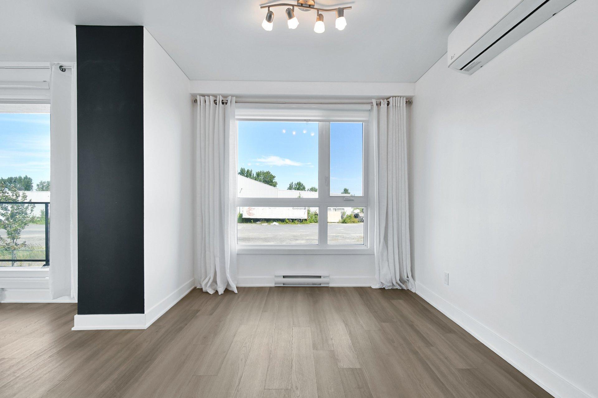 









1431


Av. de la Gare

, 211,
Mascouche,




QC
J7K3C7

