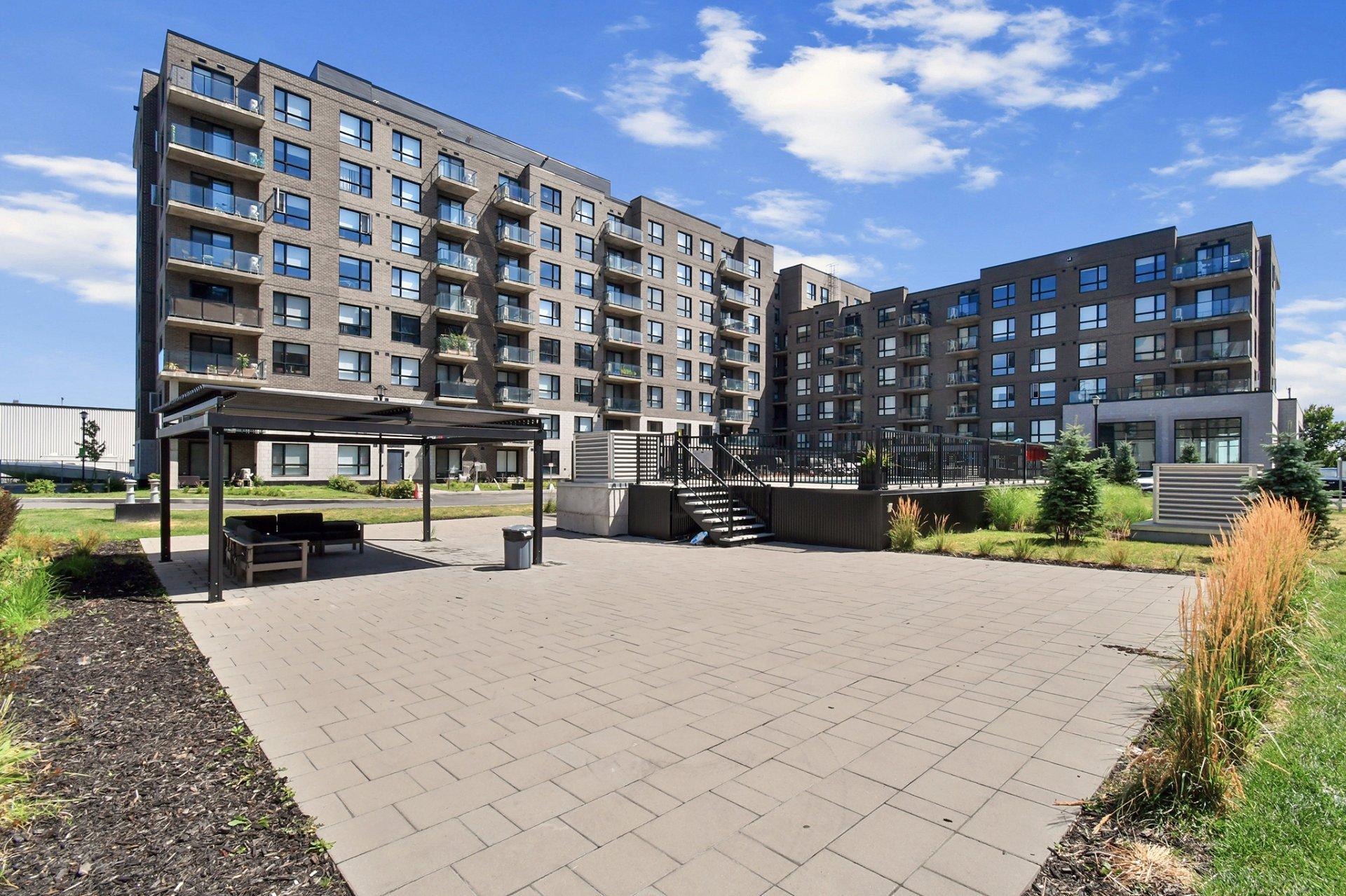 









1431


Av. de la Gare

, 211,
Mascouche,




QC
J7K3C7

