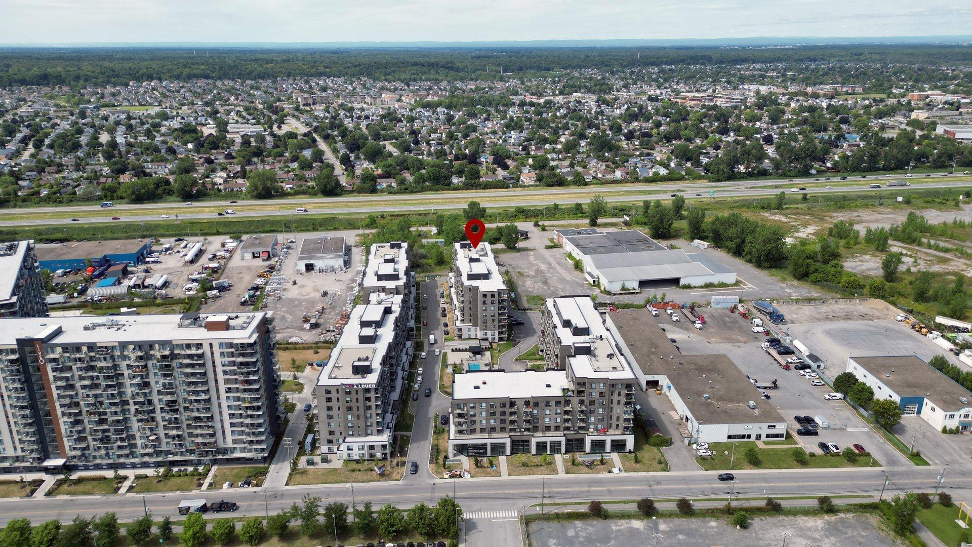 









1431


Av. de la Gare

, 211,
Mascouche,




QC
J7K3C7

