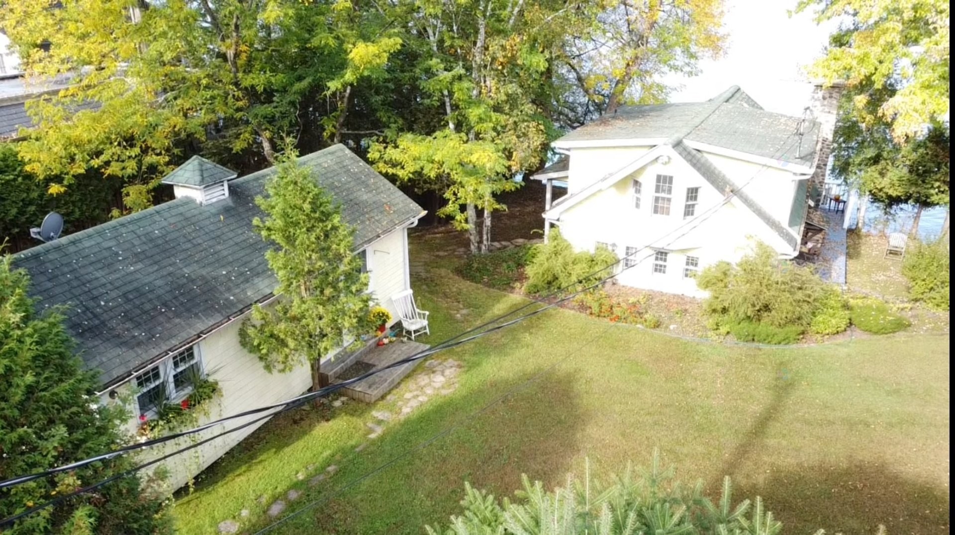 









2040


Ch. du Lac

,
North Hatley,




QC
J0B1C0

