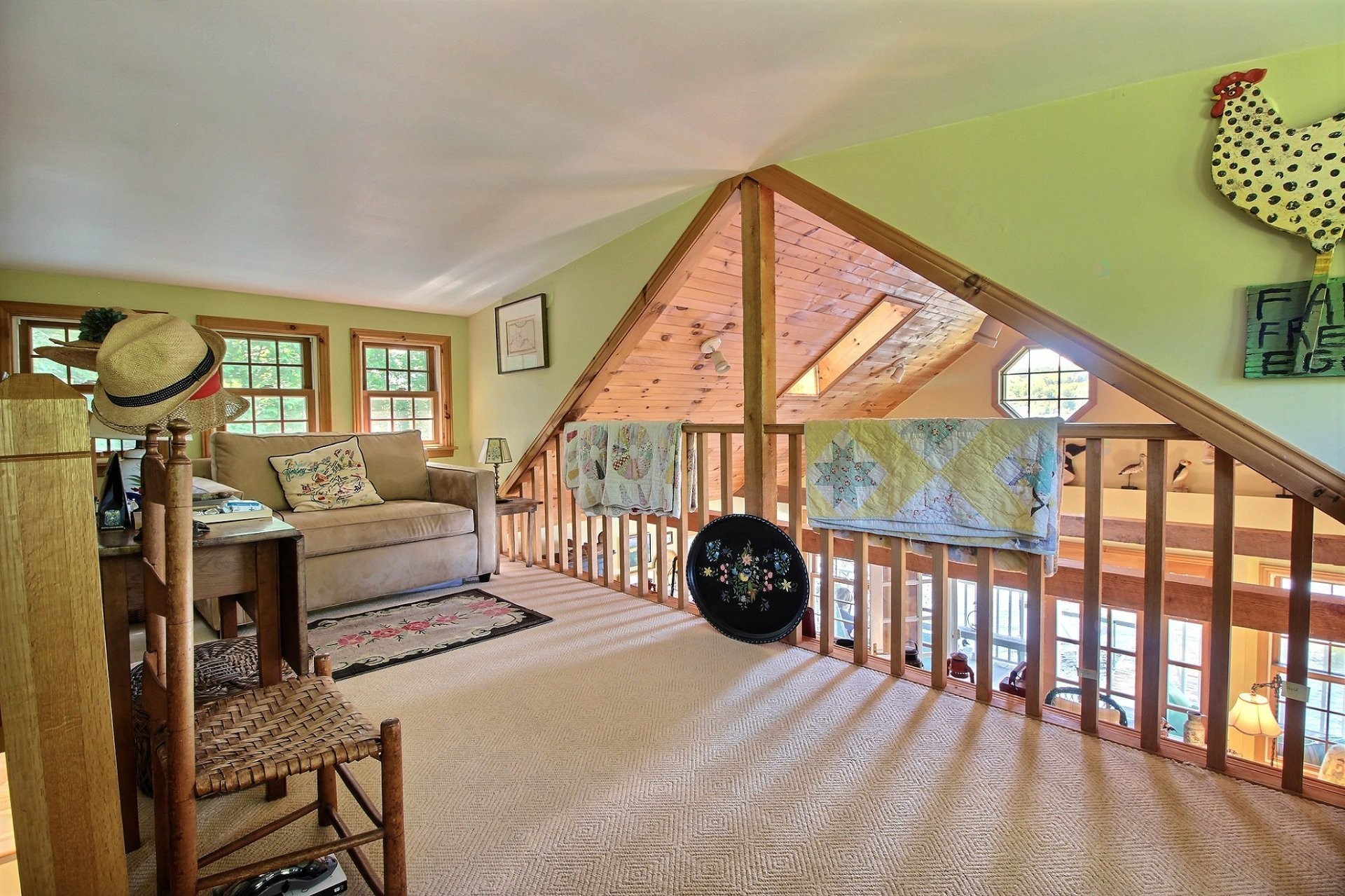 









2040


Ch. du Lac

,
North Hatley,




QC
J0B1C0

