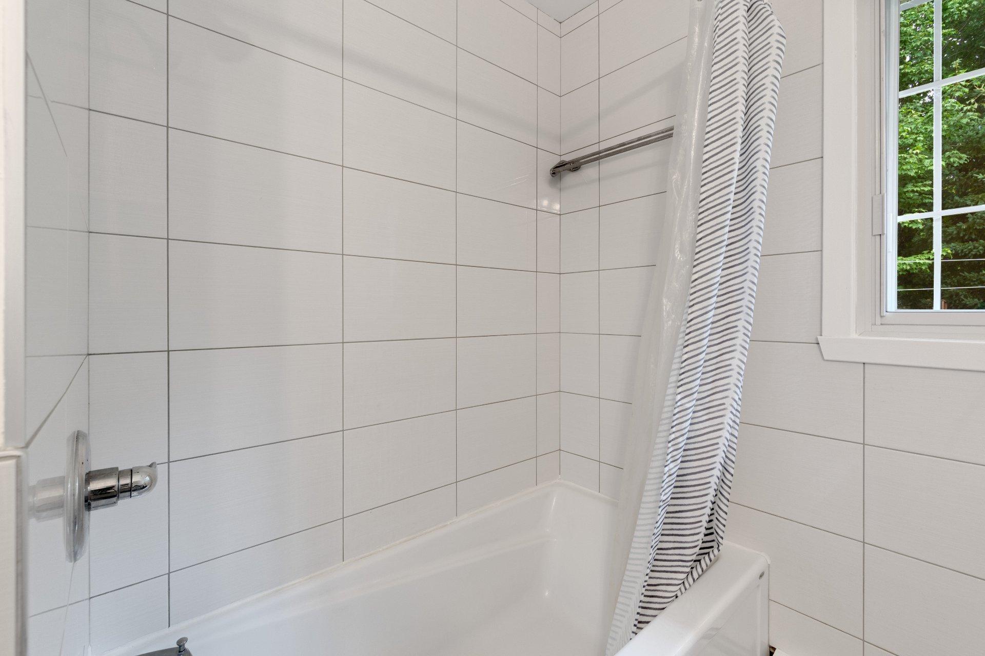 









1510


Rue Bienville

,
Sherbrooke (Les Nations),




QC
J1H4J2

