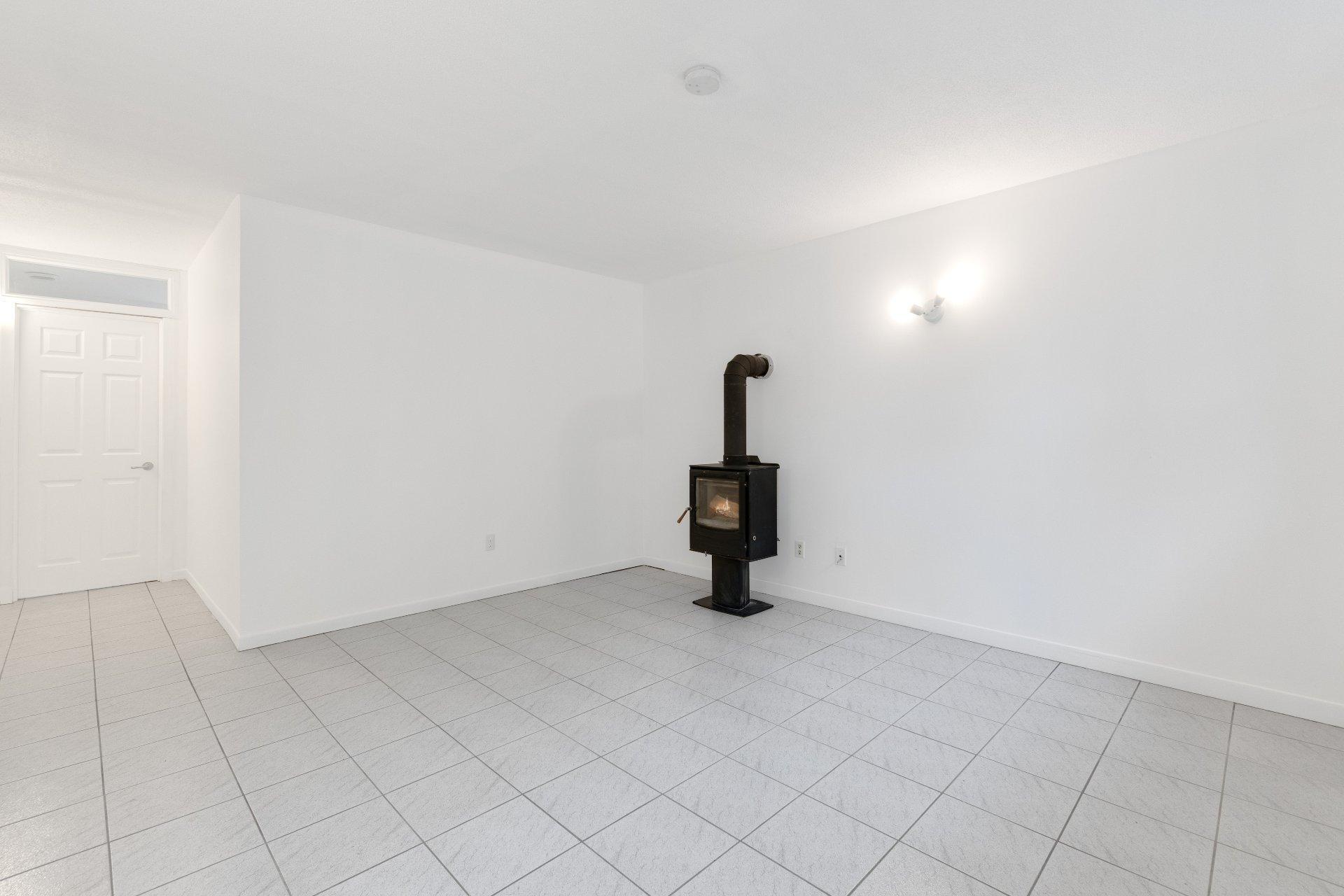









1510


Rue Bienville

,
Sherbrooke (Les Nations),




QC
J1H4J2

