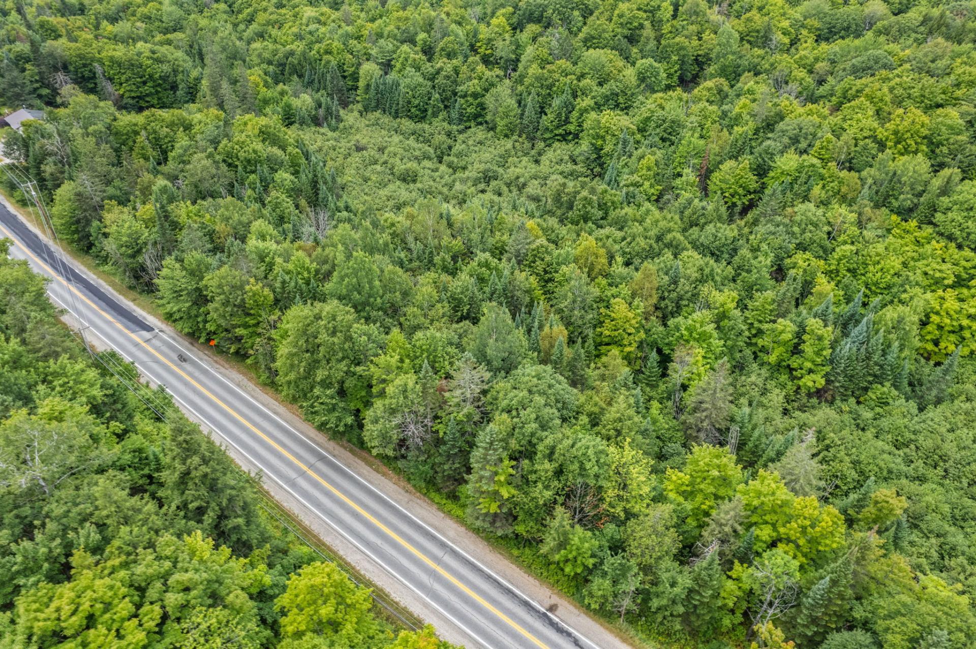 









645


Route Principale

,
Val-des-Monts,







QC
J8N4E3

