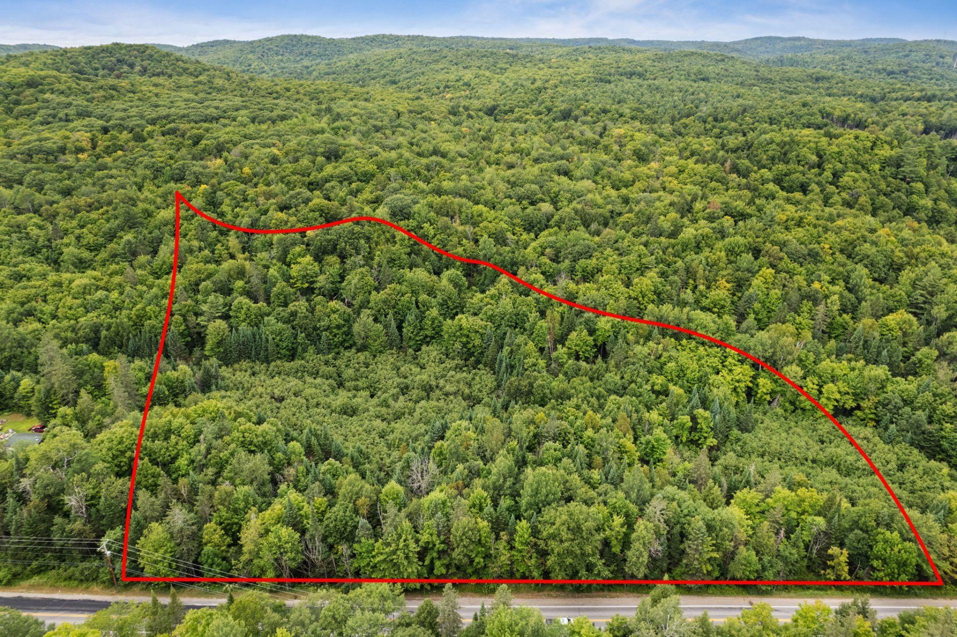 









645


Route Principale

,
Val-des-Monts,







QC
J8N4E3

