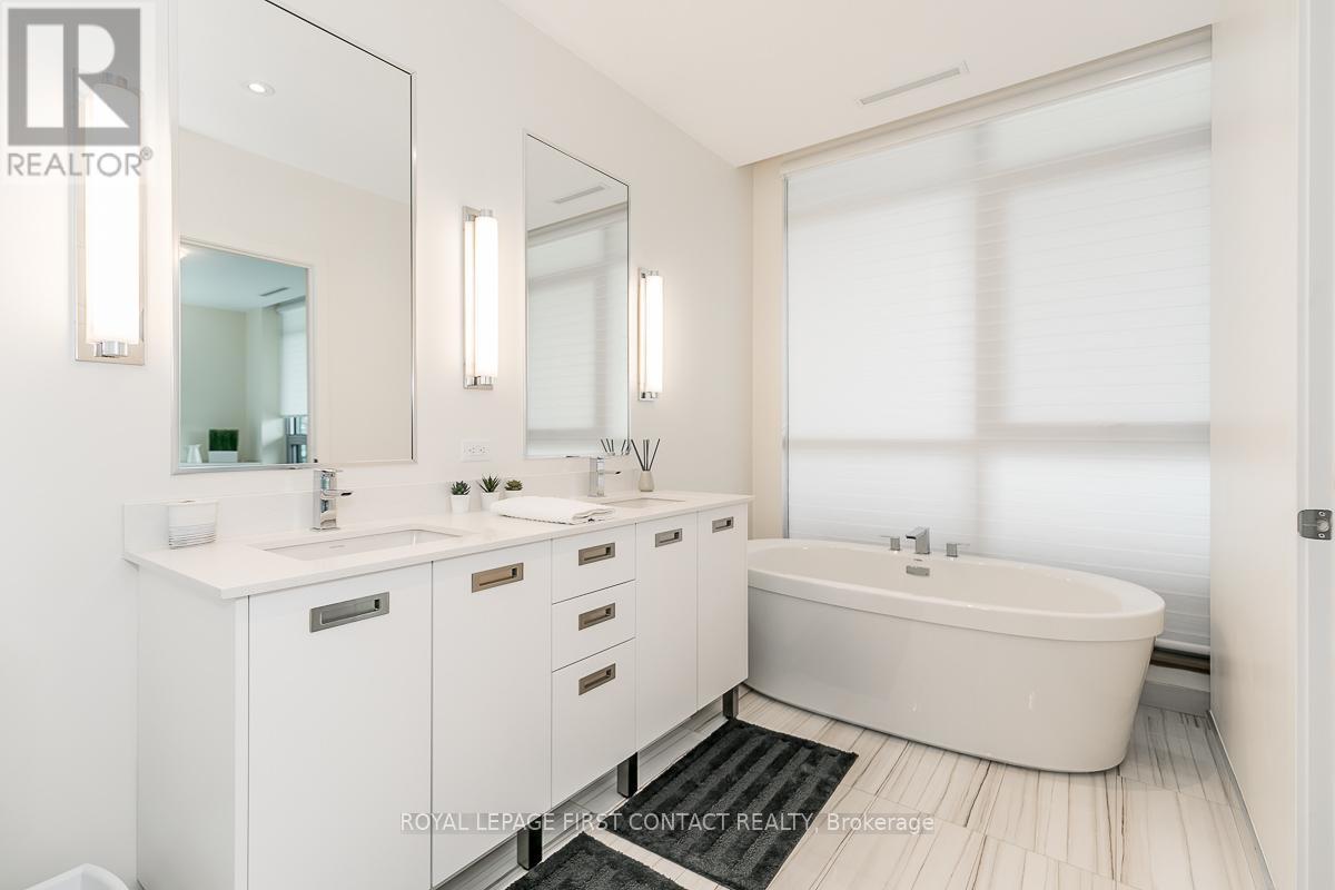 












3645 FERRETTI COURT

,
Innisfil,




Ontario
L9S0N6


