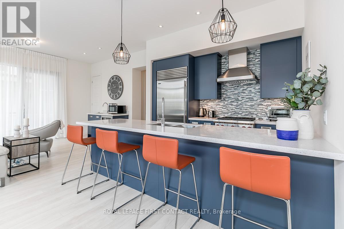












3645 FERRETTI COURT

,
Innisfil,




Ontario
L9S0N6

