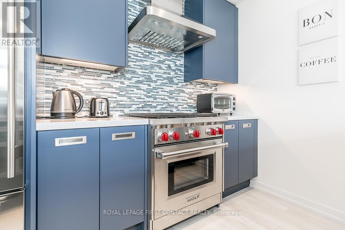 












3645 FERRETTI COURT

,
Innisfil,




Ontario
L9S0N6

