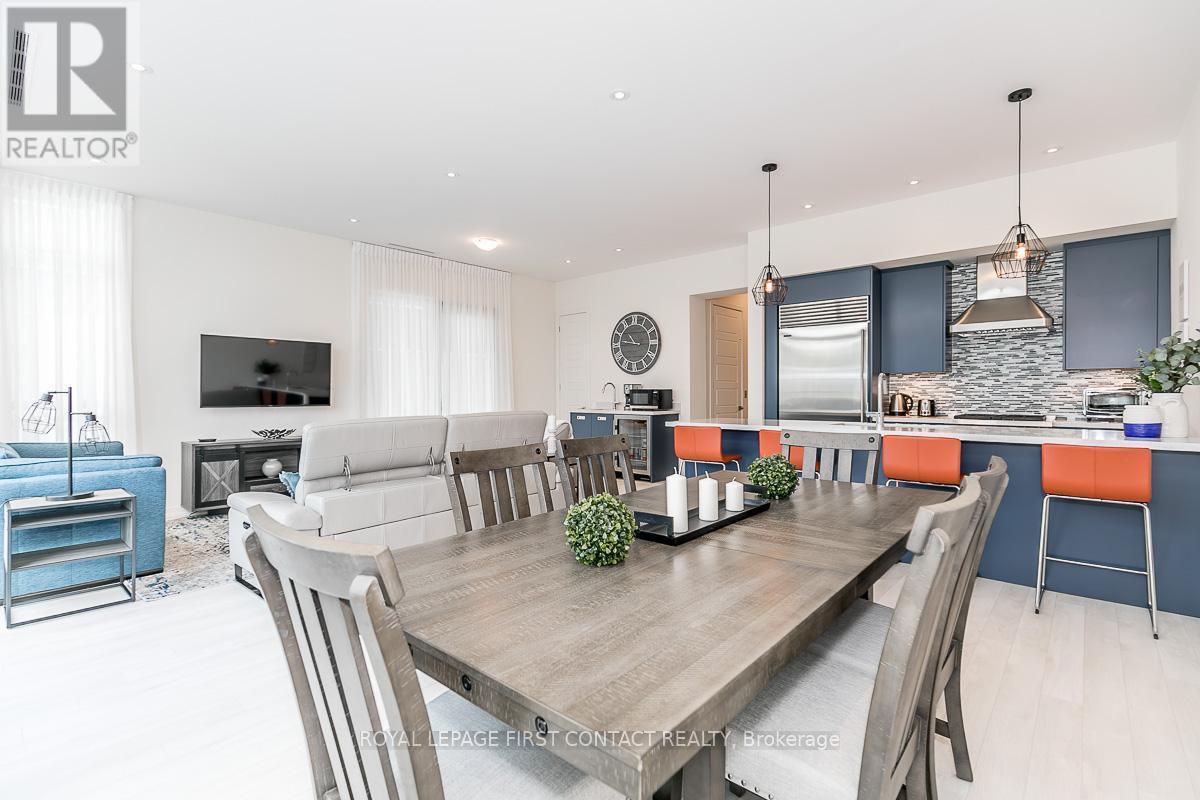 












3645 FERRETTI COURT

,
Innisfil,




Ontario
L9S0N6

