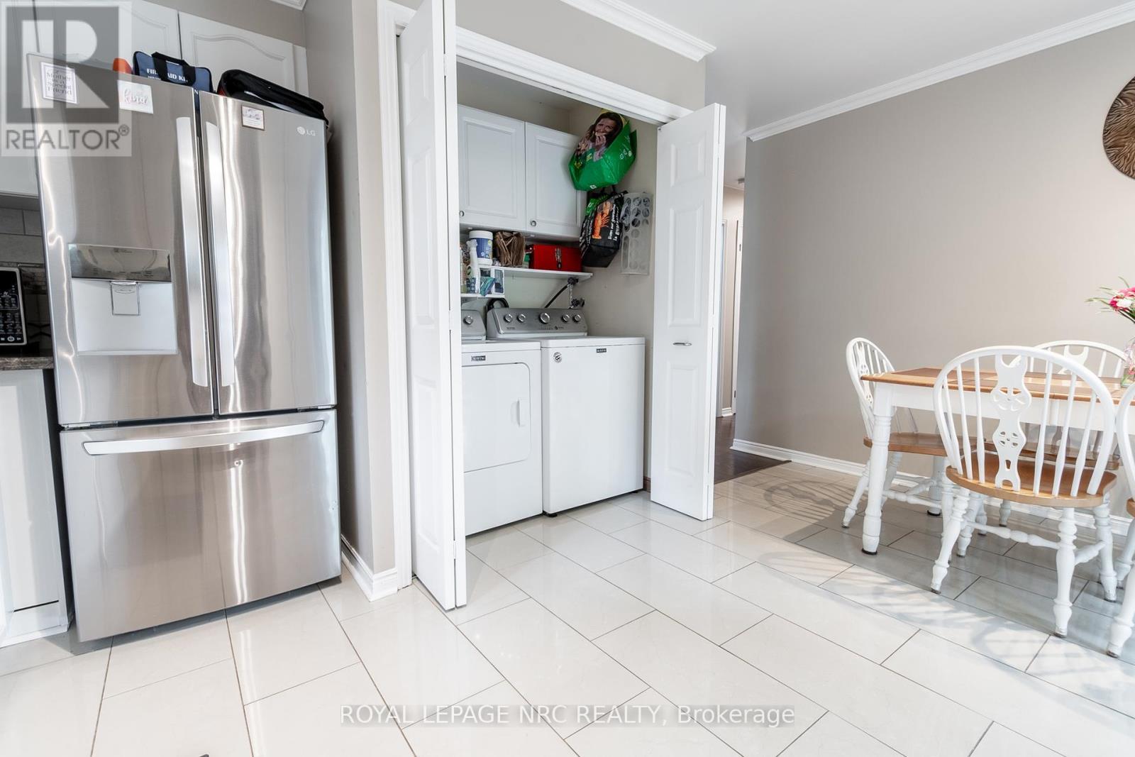 












49 ADMIRAL ROAD

,
St. Catharines (Secord Woods),




Ontario
L2P1G7

