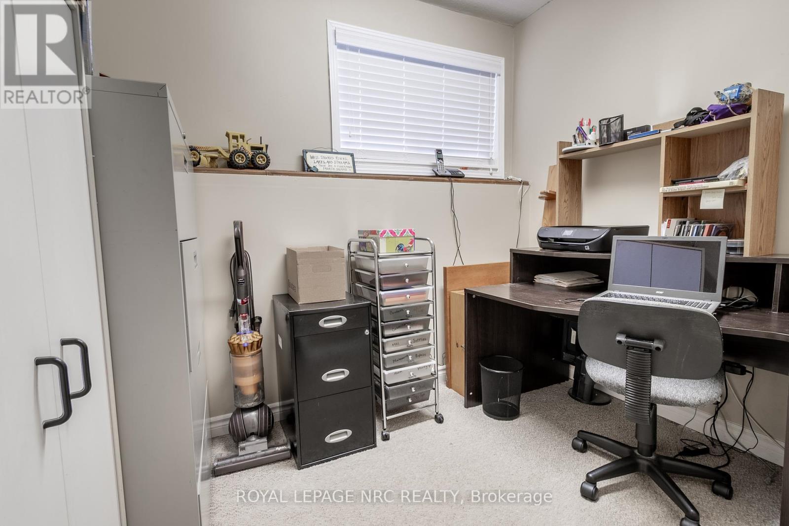 












49 ADMIRAL ROAD

,
St. Catharines (Secord Woods),




Ontario
L2P1G7

