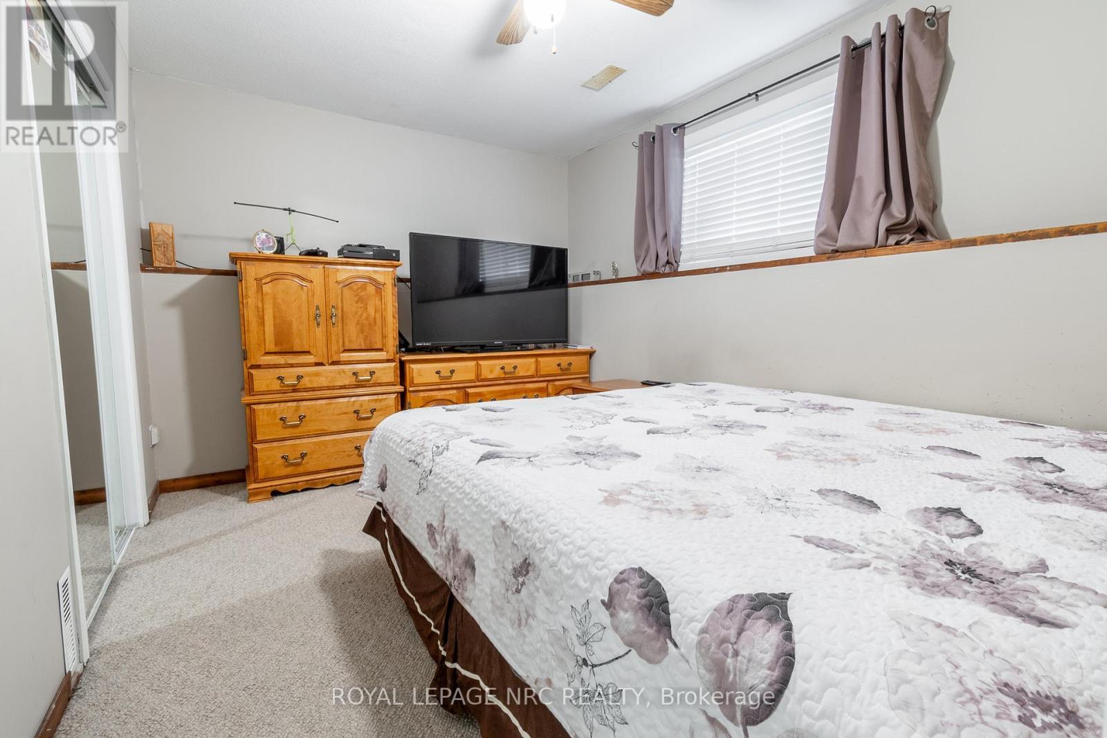 












49 ADMIRAL ROAD

,
St. Catharines (Secord Woods),




Ontario
L2P1G7

