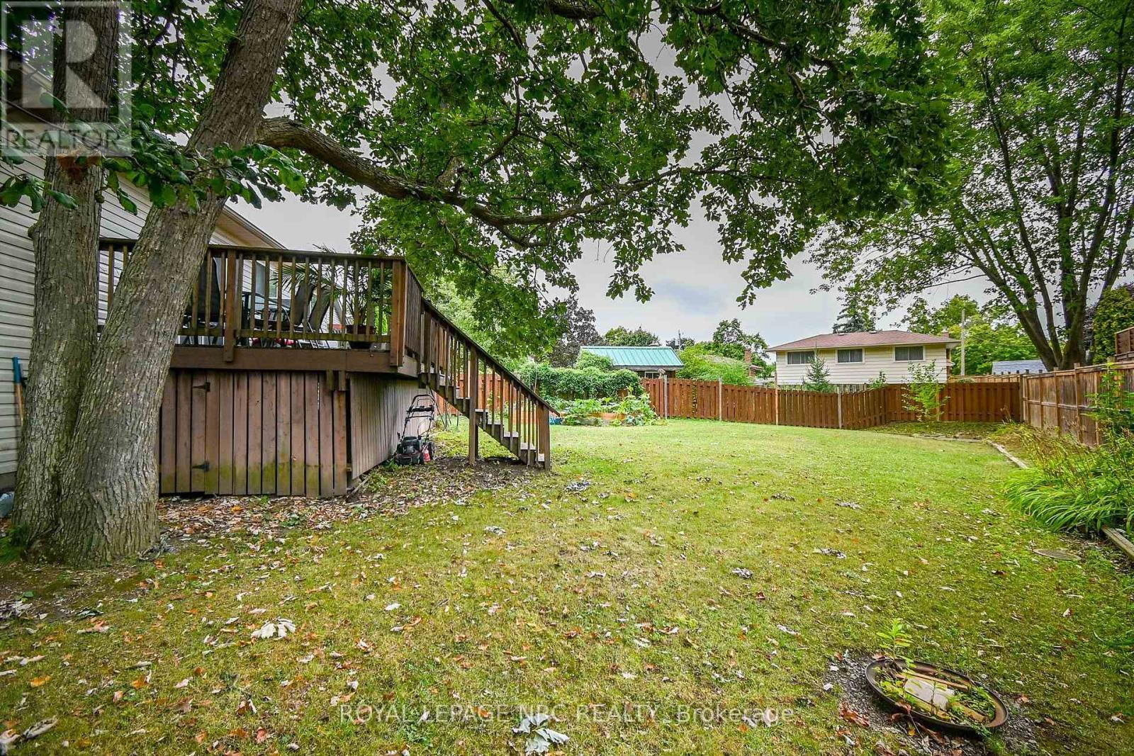 












49 ADMIRAL ROAD

,
St. Catharines (Secord Woods),




Ontario
L2P1G7

