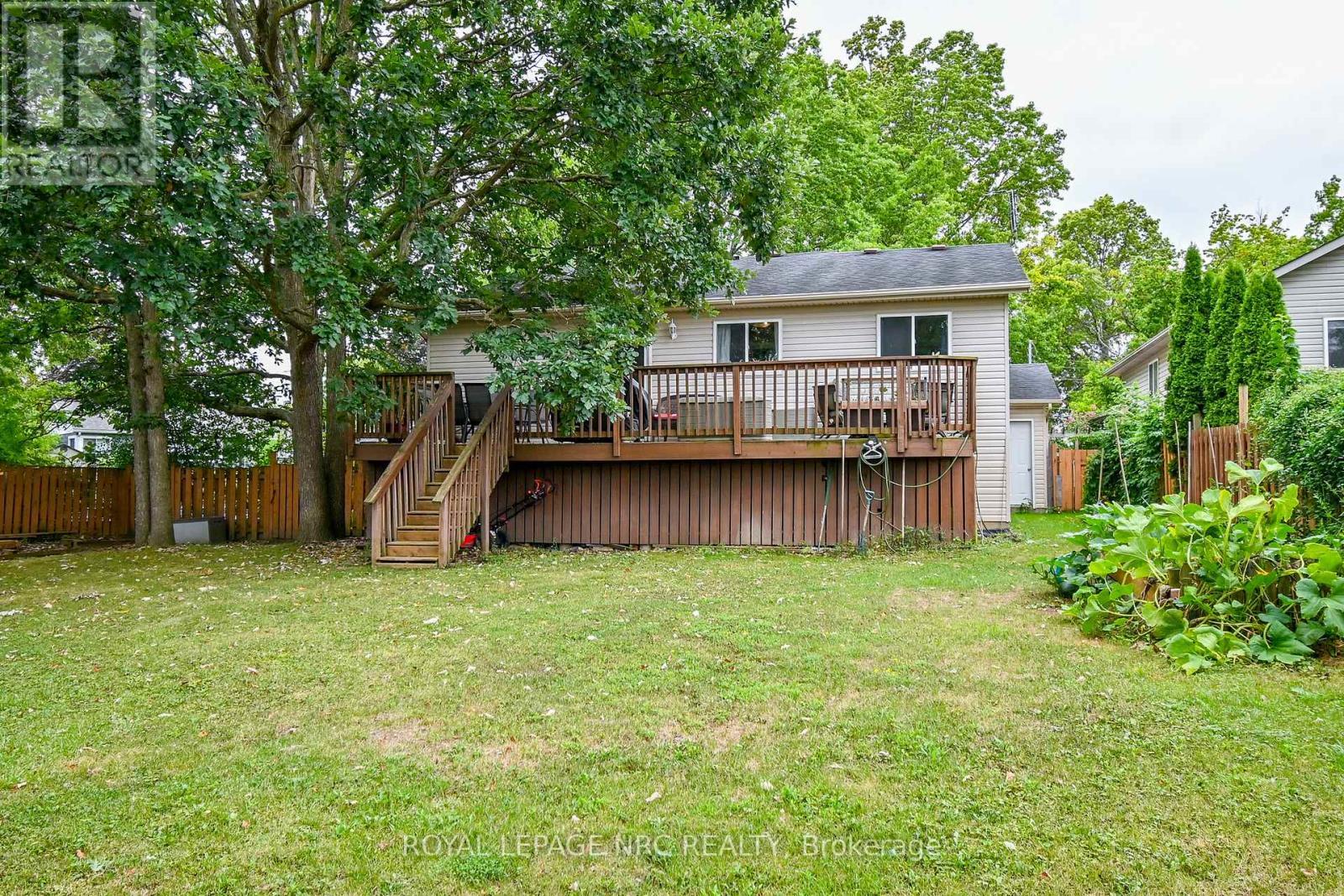 












49 ADMIRAL ROAD

,
St. Catharines (Secord Woods),




Ontario
L2P1G7

