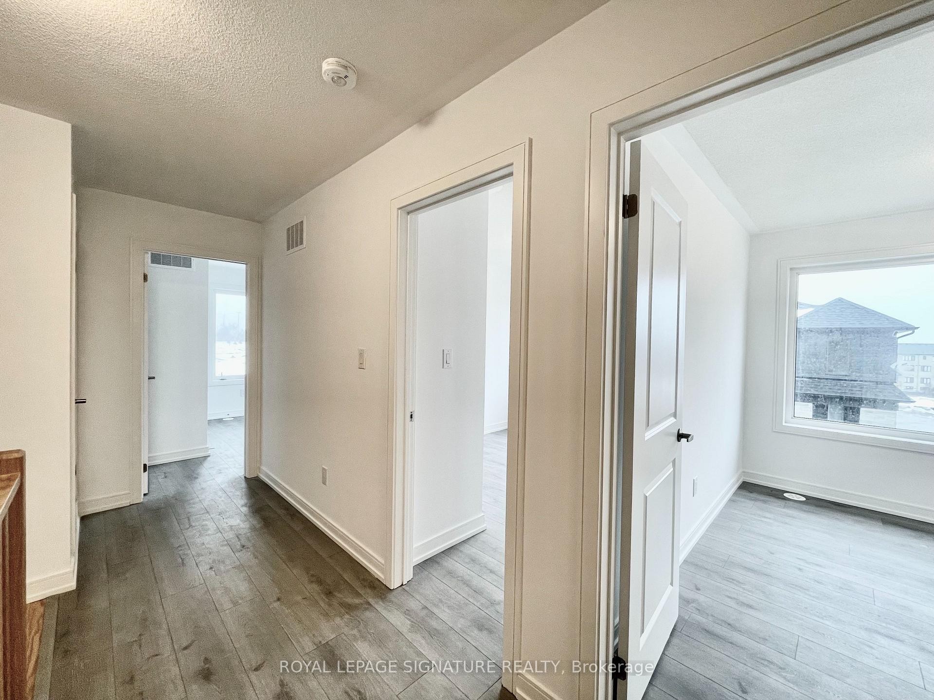 









129


Appletree

Lane, 3,
Barrie,




ON
L9J 0N9

