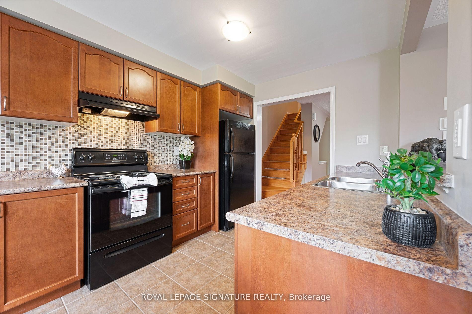 









798


Shortreed

Crescent,
Milton,




ON
L9T 0E9

