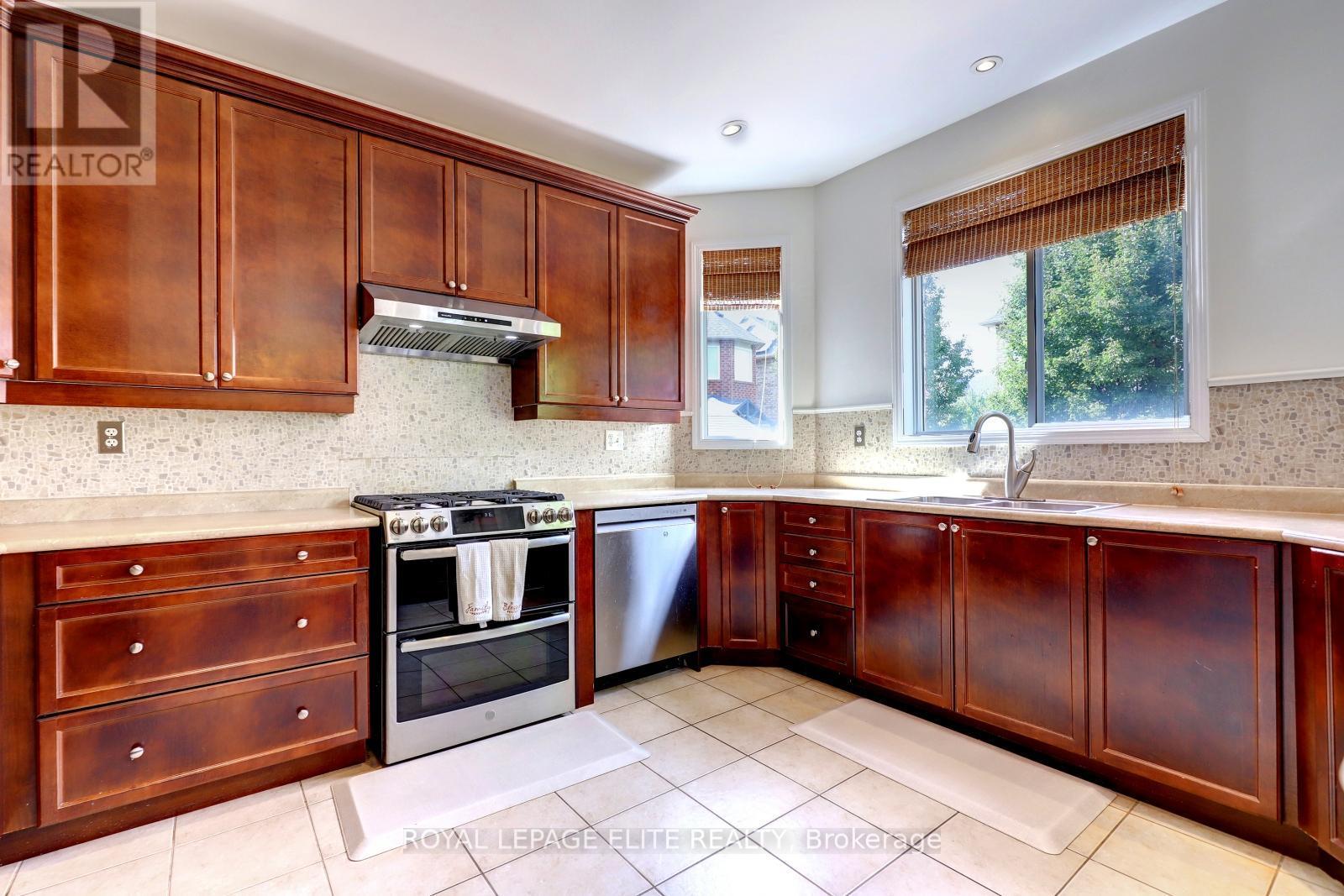 












1230 WINTER CRESCENT

,
Milton,




Ontario
L9T6V8

