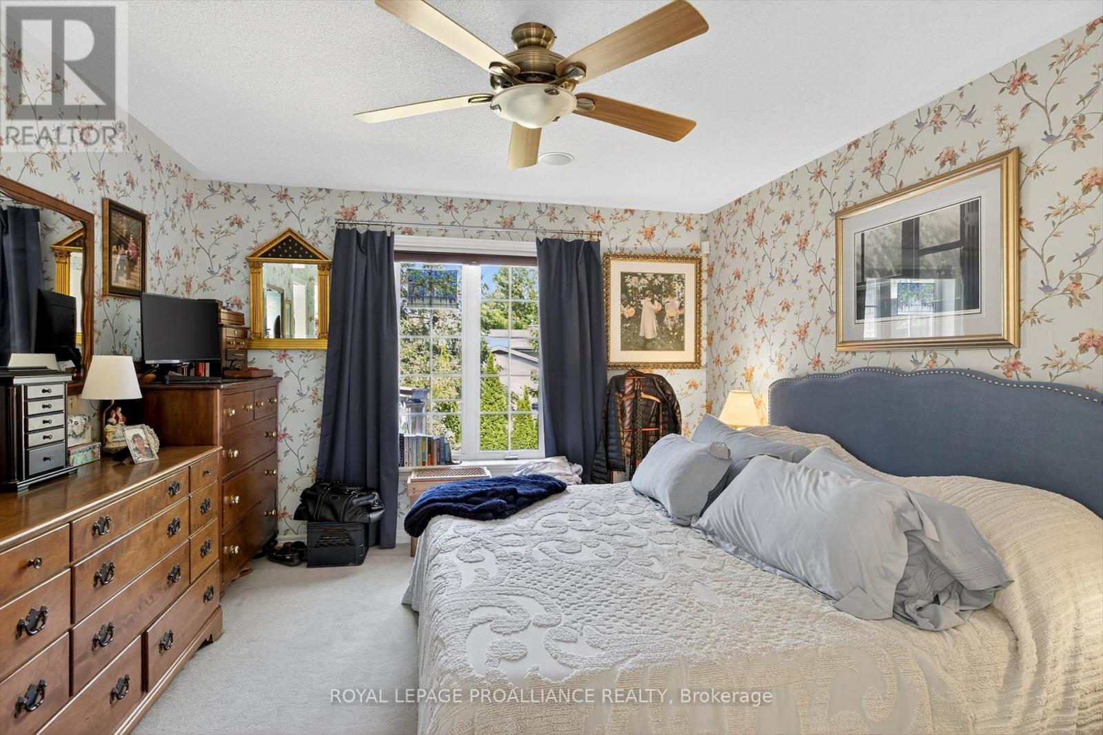 












4 - 3053 FRANCES STEWART ROAD

,
Peterborough East,




Ontario
K9H7S5

