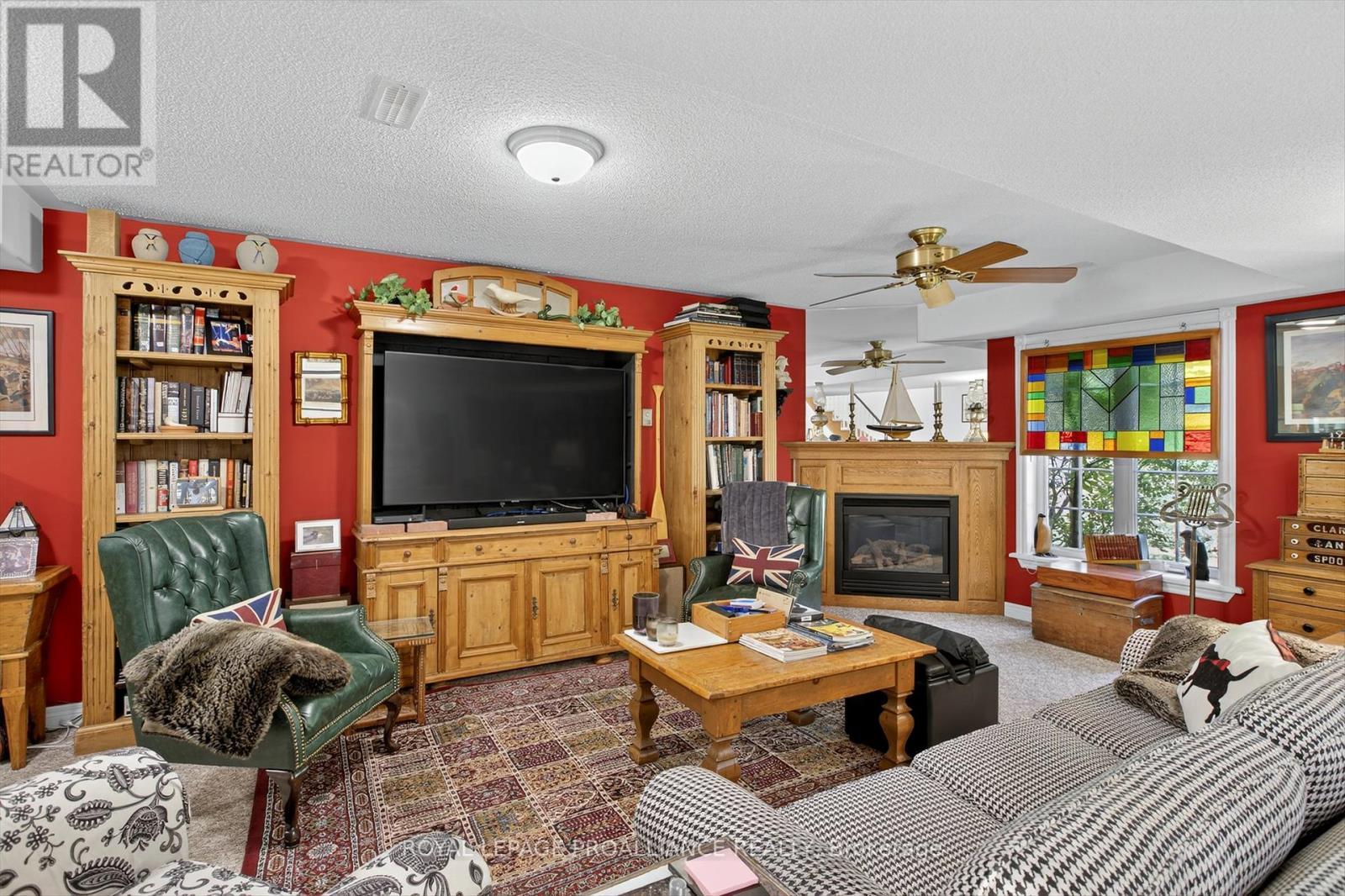 












4 - 3053 FRANCES STEWART ROAD

,
Peterborough East,




Ontario
K9H7S5

