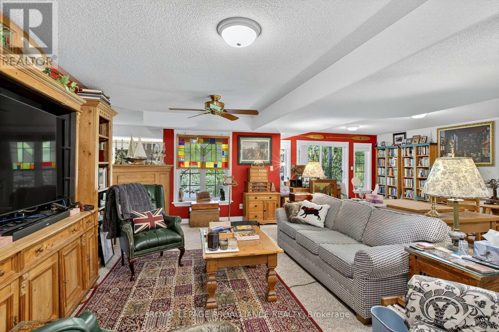 












4 - 3053 FRANCES STEWART ROAD

,
Peterborough East,




Ontario
K9H7S5

