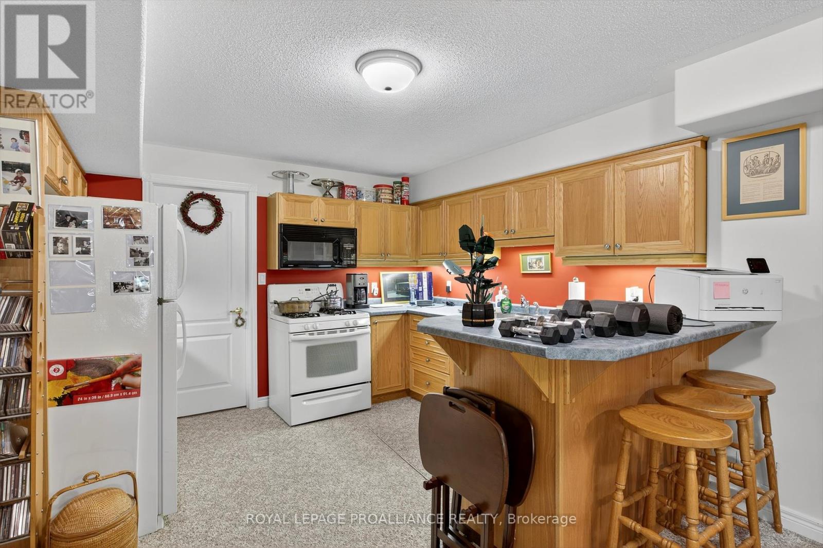 












4 - 3053 FRANCES STEWART ROAD

,
Peterborough East,




Ontario
K9H7S5

