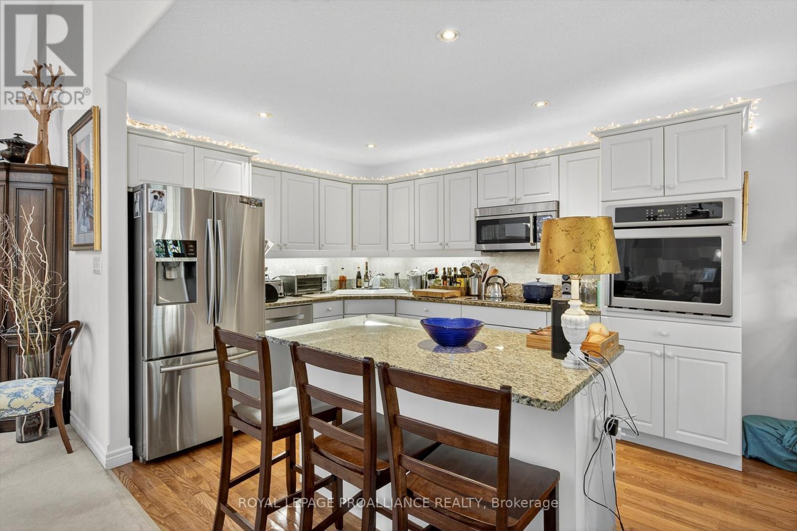 












4 - 3053 FRANCES STEWART ROAD

,
Peterborough East,




Ontario
K9H7S5

