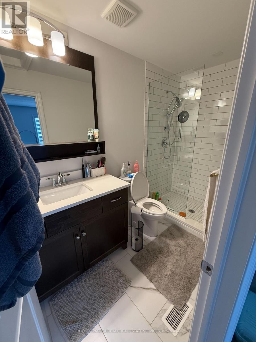












53 SOUTHAM LANE

,
Hamilton,




Ontario
L9C0E7

