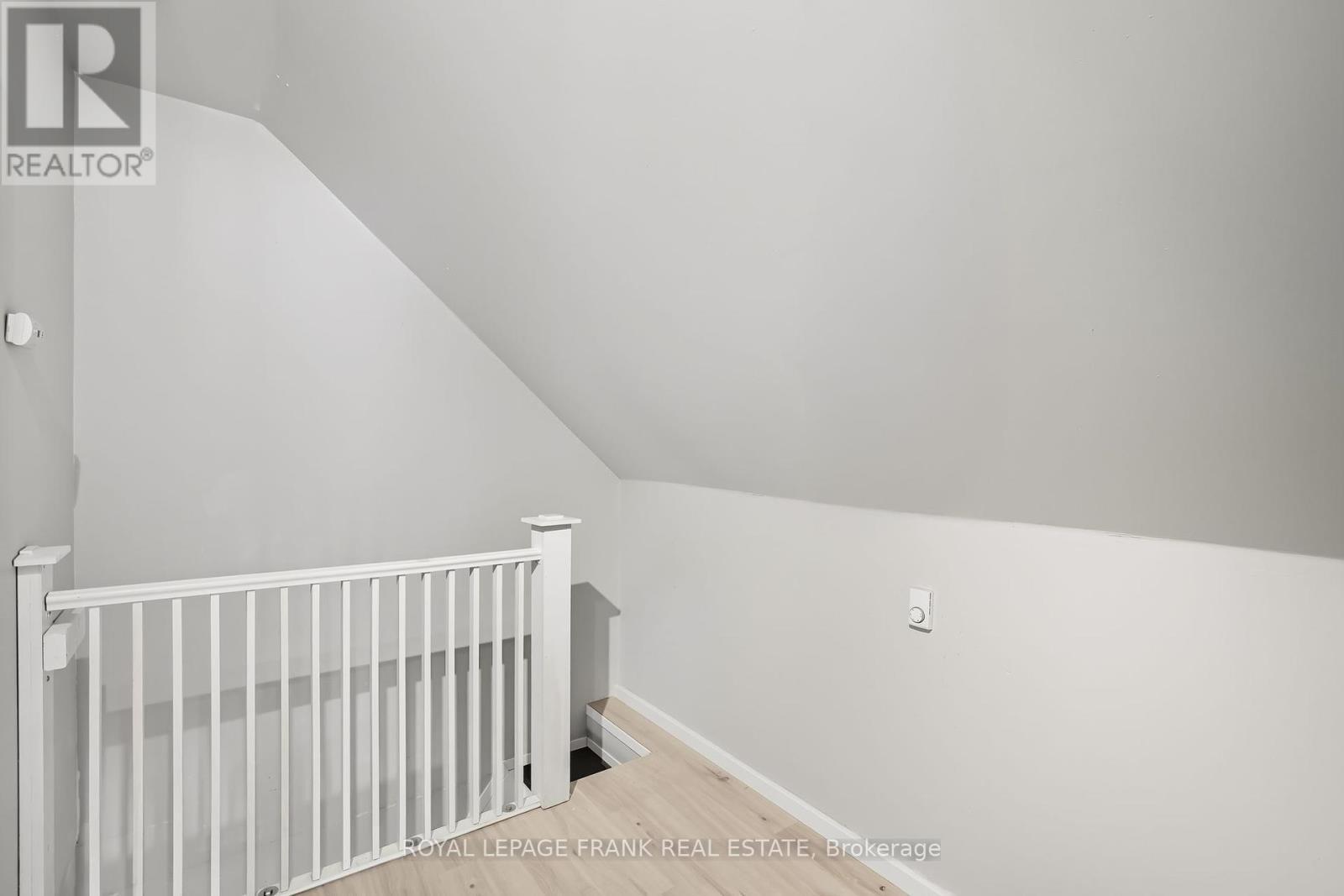 












798 GEORGE STREET N

,
Peterborough (Northcrest Ward 5),




Ontario
K9H3T5

