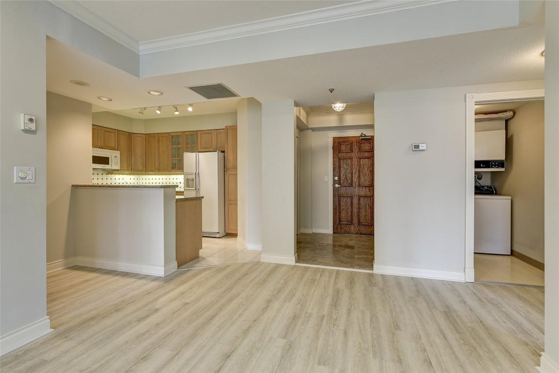 









1152


Sunset

Drive, 606,
Kelowna,




BC
V1Y 9R7

