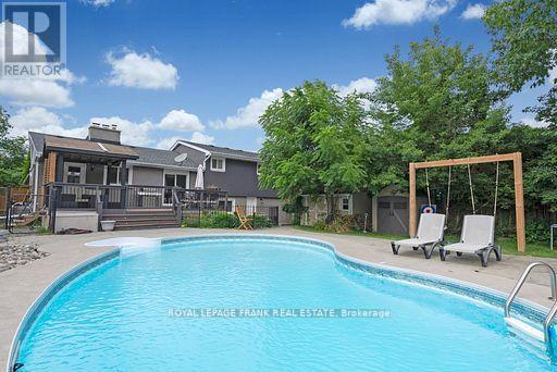 












1707 HIGHWAY 2 ROAD

,
Clarington (Courtice),




Ontario
L1E0A3

