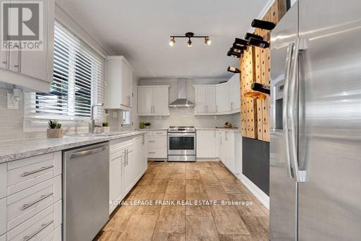 












1707 HIGHWAY 2 ROAD

,
Clarington (Courtice),




Ontario
L1E0A3

