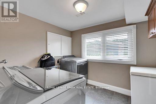 












1707 HIGHWAY 2 ROAD

,
Clarington (Courtice),




Ontario
L1E0A3

