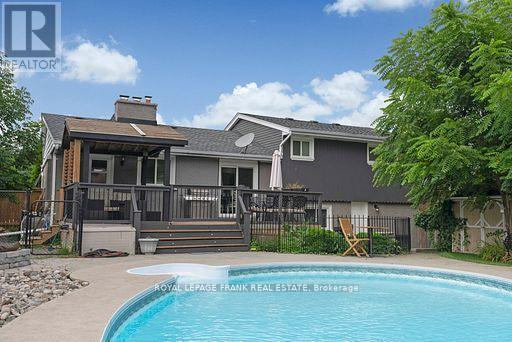 












1707 HIGHWAY 2 ROAD

,
Clarington (Courtice),




Ontario
L1E0A3

