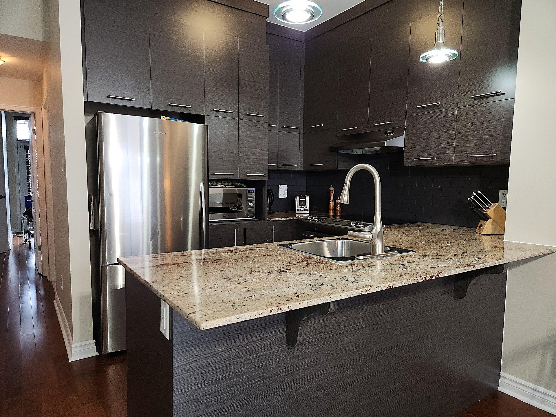 









2264


Rue Victoria

, 7,
Montréal (Lachine),




QC
H8S1Z3

