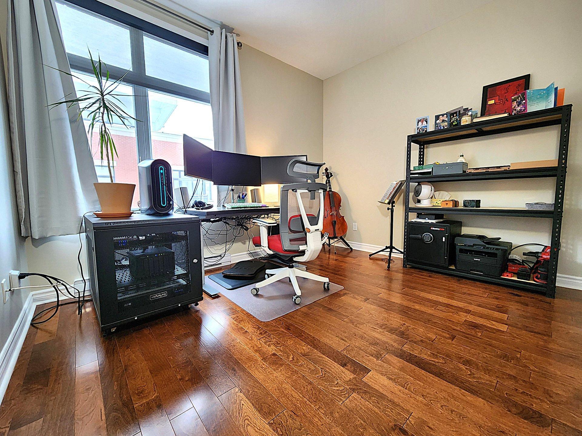 









2264


Rue Victoria

, 7,
Montréal (Lachine),




QC
H8S1Z3

