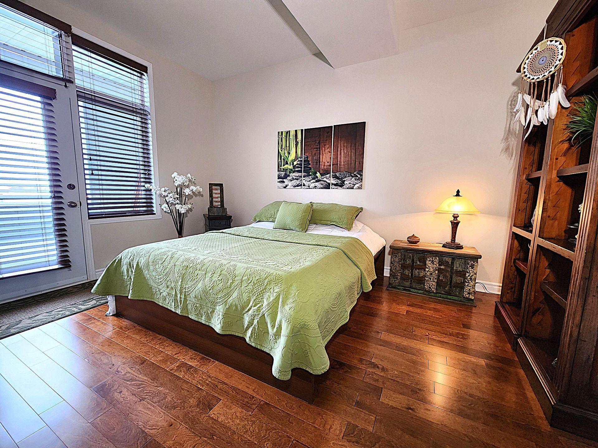 









2264


Rue Victoria

, 7,
Montréal (Lachine),




QC
H8S1Z3

