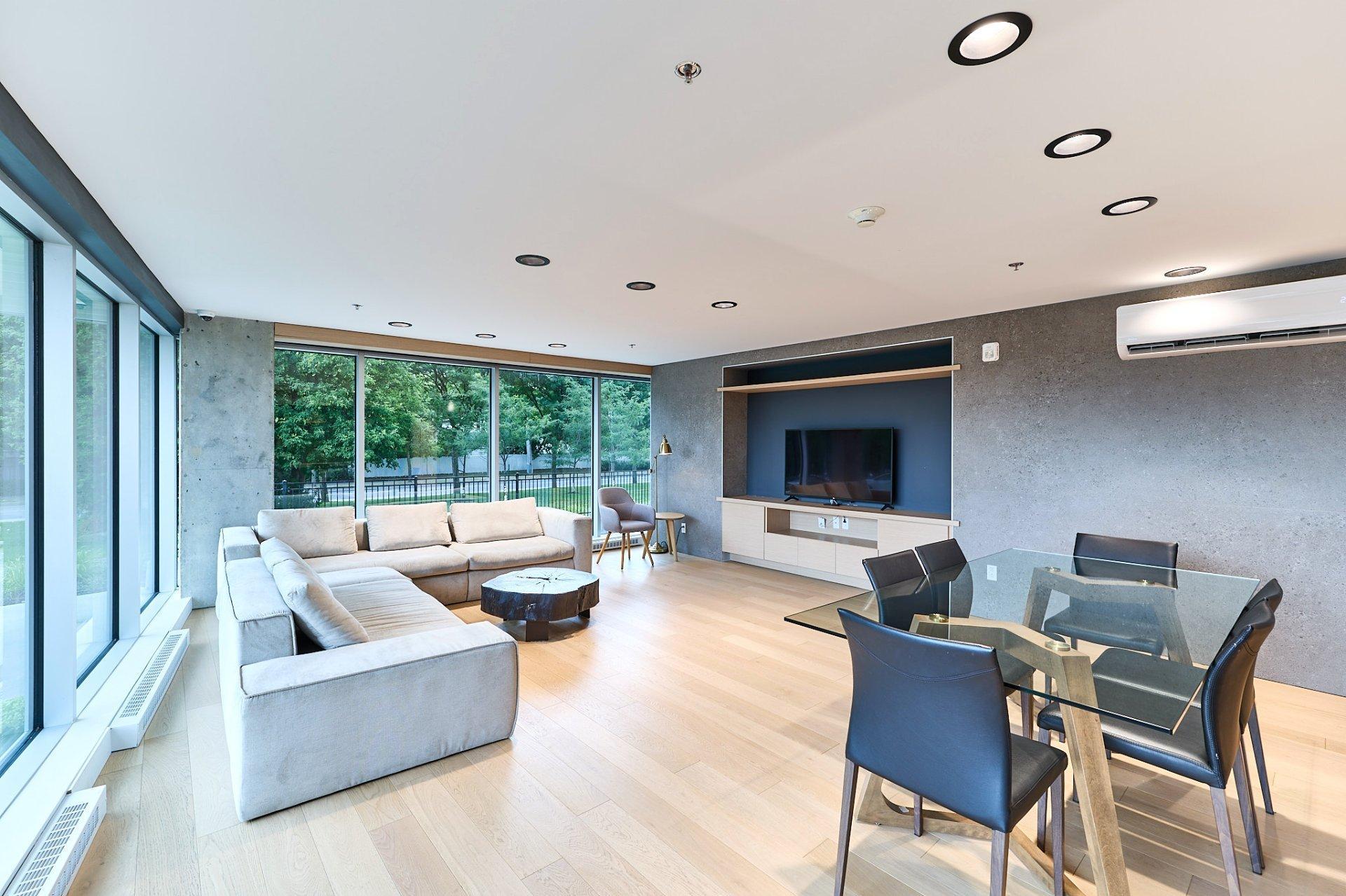 









64


Ch. St-François-Xavier

, 712,
Candiac,




QC
J5R0V1

