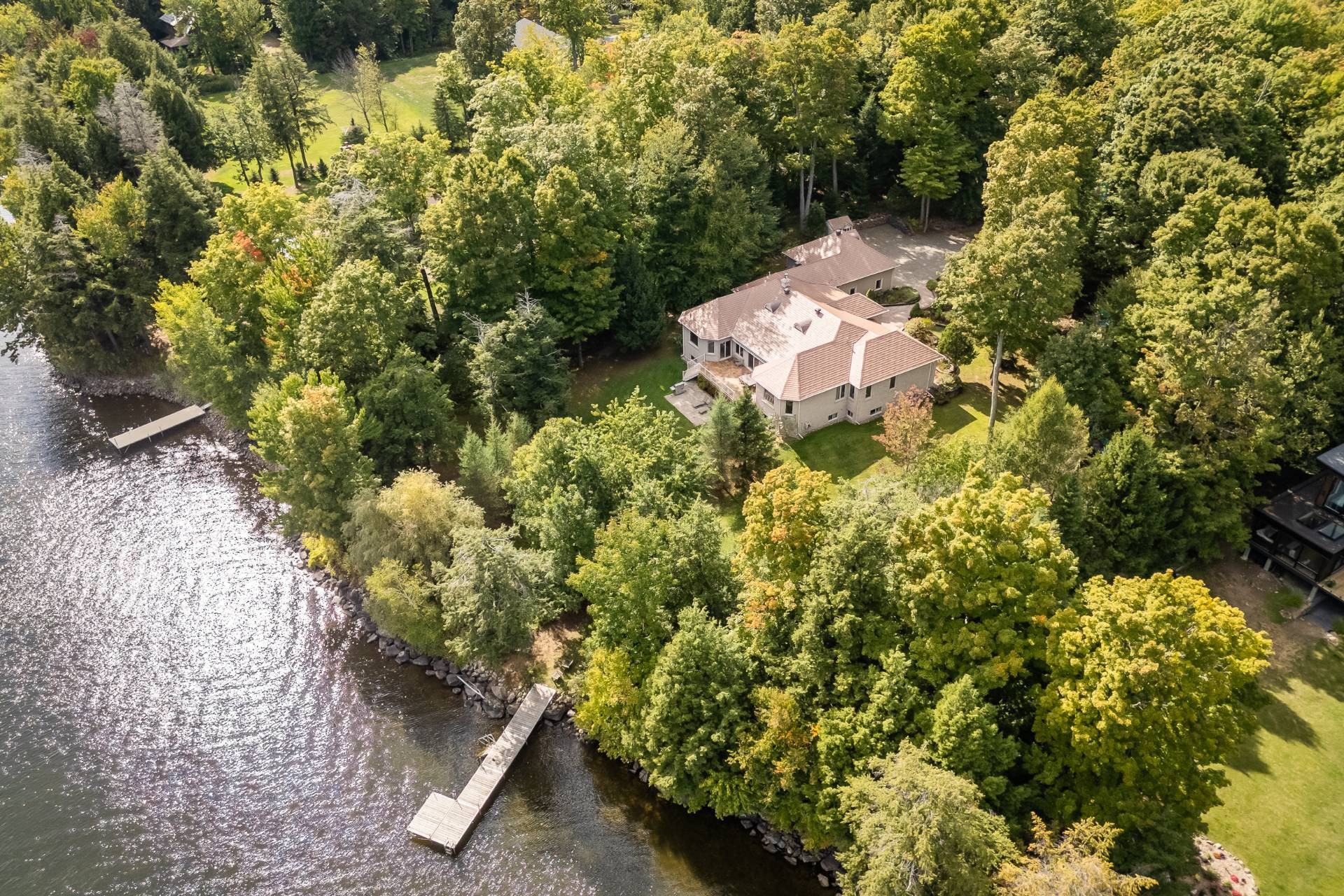 









123


Rue du Domaine-Brome

,
Lac-Brome,




QC
J0E1R0

