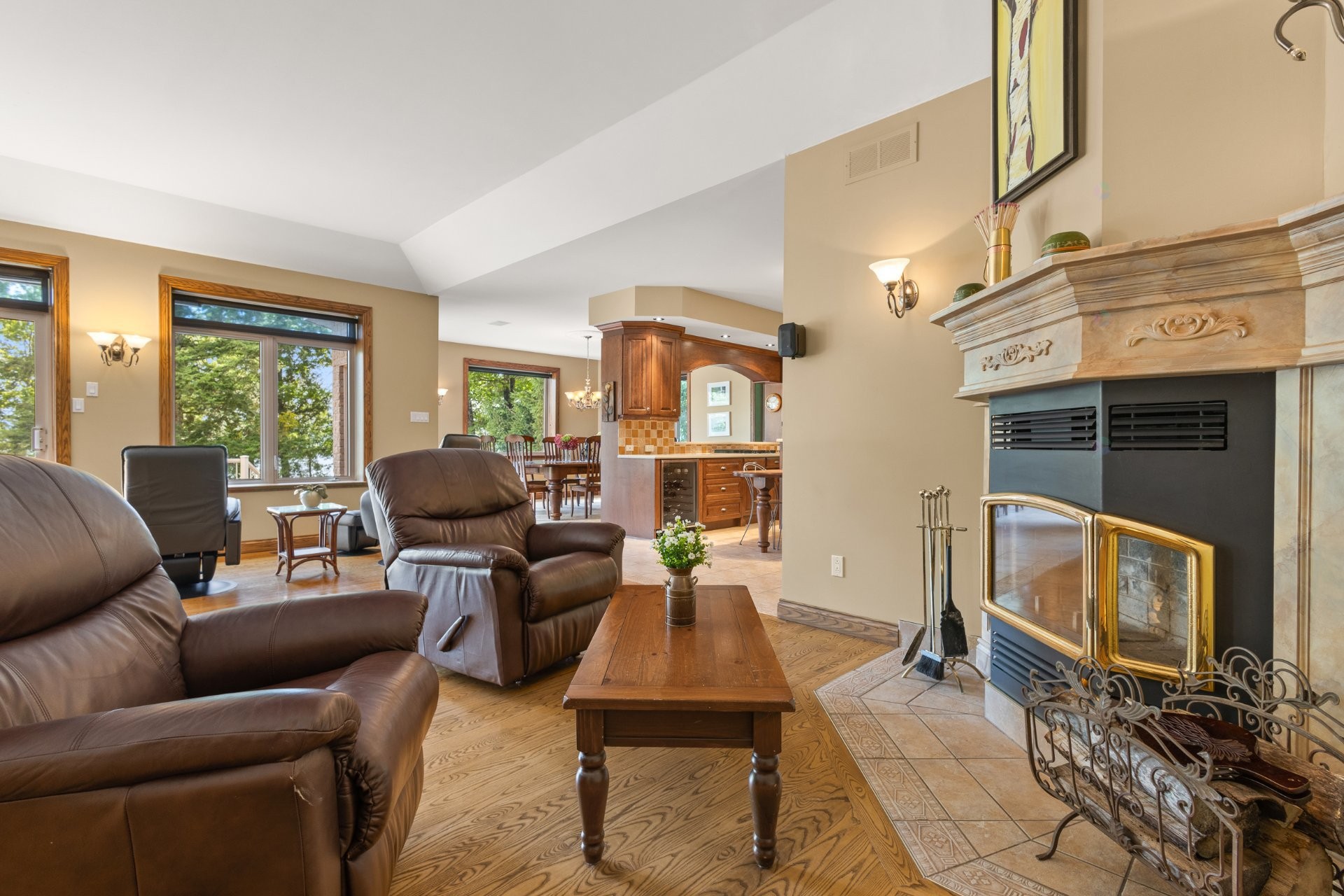 









123


Rue du Domaine-Brome

,
Lac-Brome,




QC
J0E1R0

