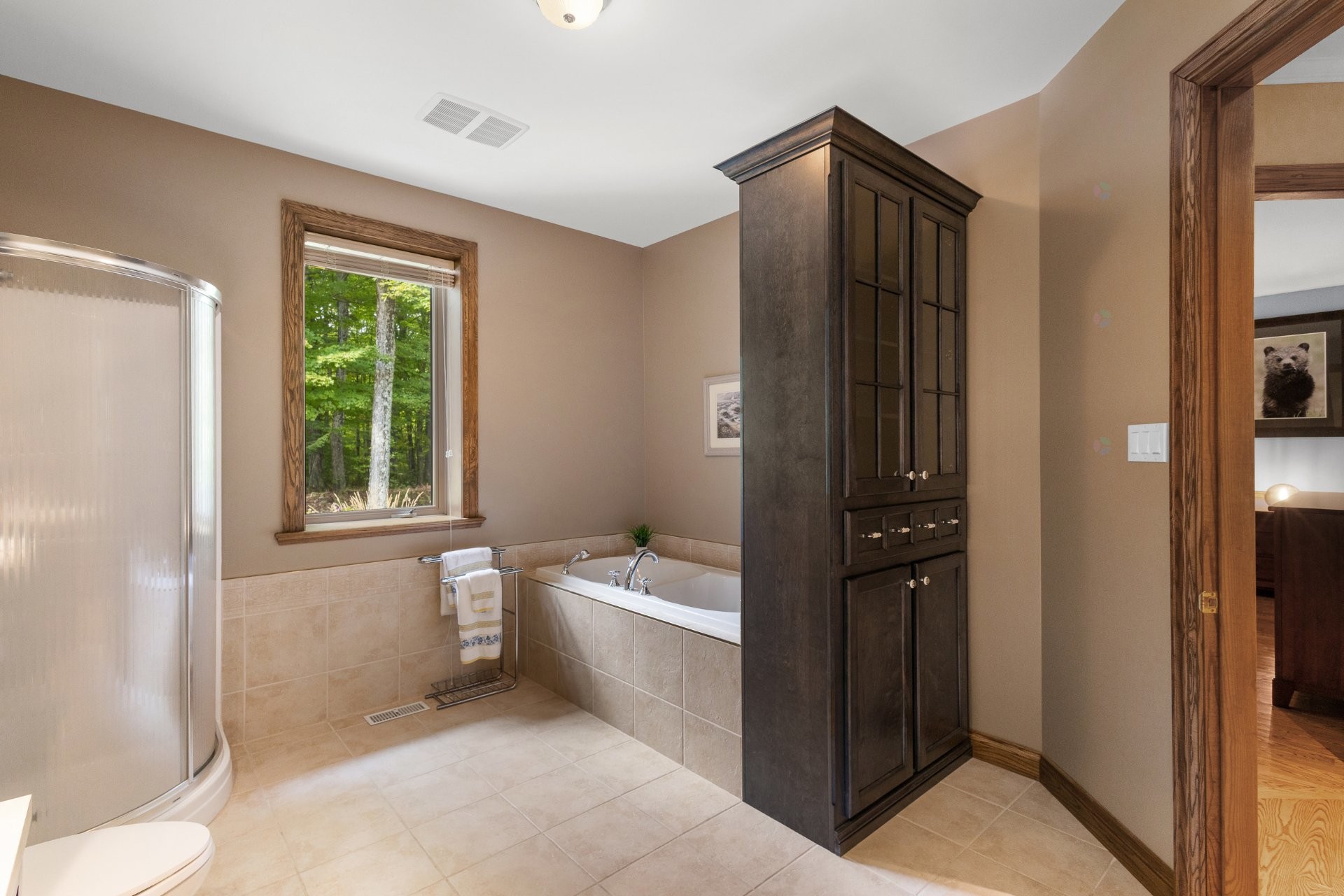 









123


Rue du Domaine-Brome

,
Lac-Brome,




QC
J0E1R0

