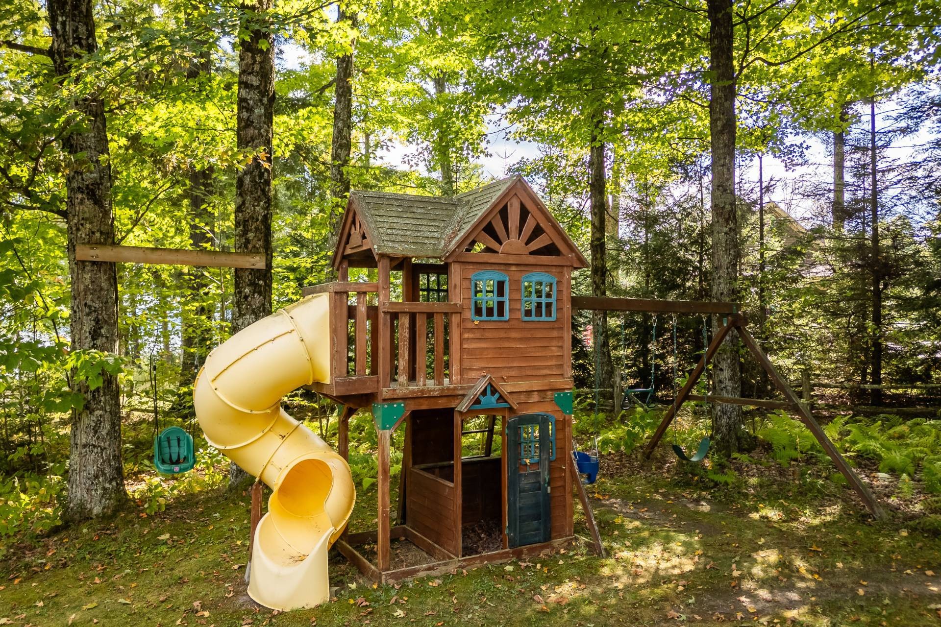 









123


Rue du Domaine-Brome

,
Lac-Brome,




QC
J0E1R0

